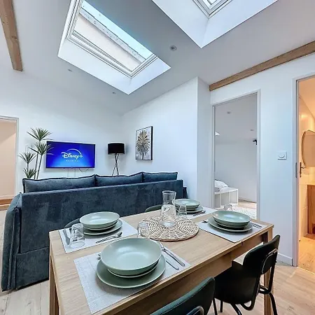 דירה Parenthese Le