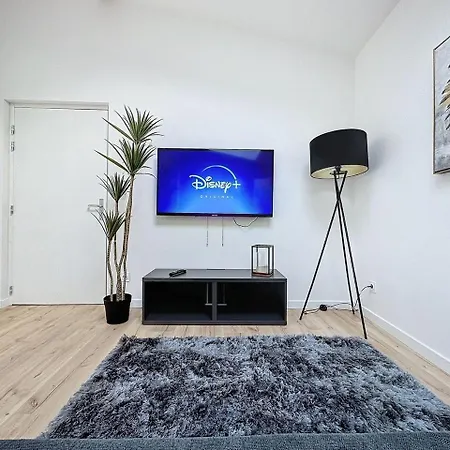 Parenthese Le Lägenhet *