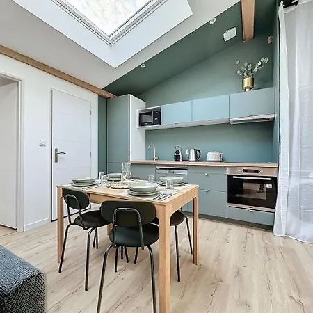 Lägenhet Parenthese Le *